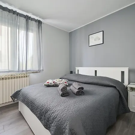 Alto Apartment *